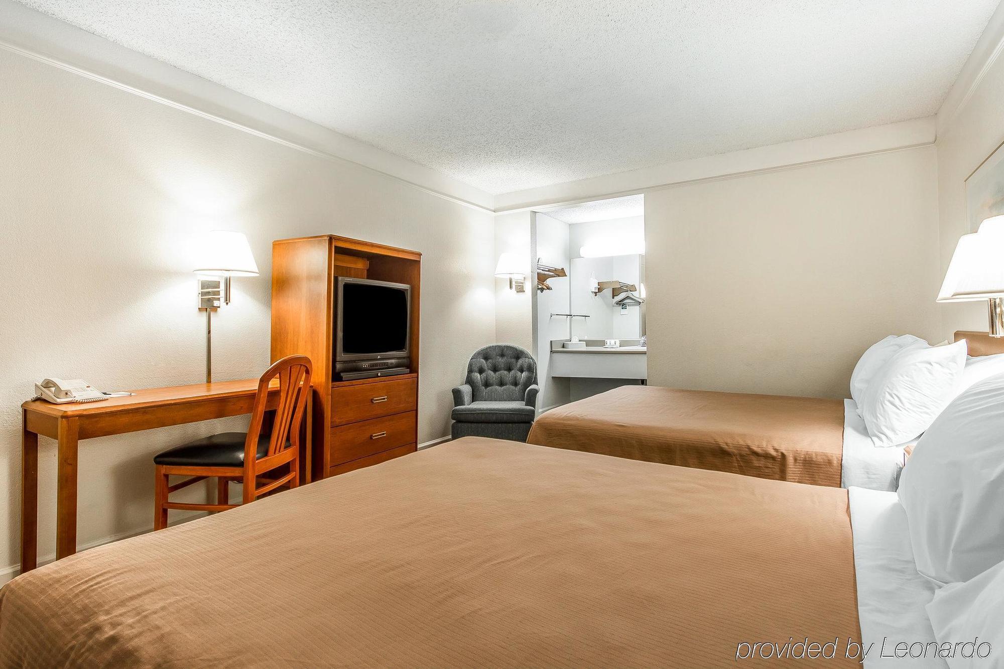 Quality Inn Stockton Bagian luar foto